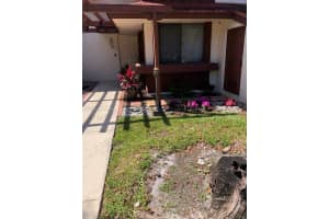 600 Nw 210th St 108-28, Miami Gardens