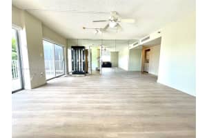 3850 Washington St APT 301, Hollywood, FL 33021, Sold 04/23/25