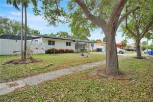 810 NE 182nd St, North Miami Beach, FL 33162, - MLS#A11754859
