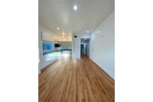 929 Michigan Ave APT 5, Miami Beach, FL 33139, - MLS#A11754931