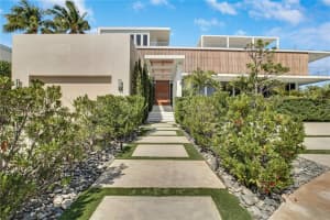 13390 Biscayne Bay Dr, North Miami