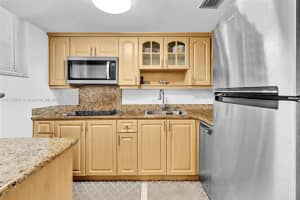 1666 West Ave APT 212, Miami Beach, FL 33139, Sold 04/14/25