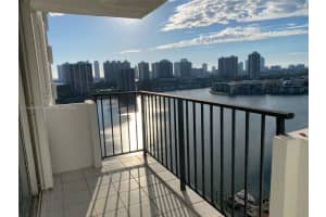 2780 NE 183rd St, Aventura, FL 33160, Sold 05/19/25