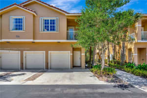 154 Village Blvd APT J, Tequesta, FL 33469, Sold 06/05/25