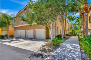 154 Village Blvd APT J, Tequesta, FL 33469, Sold 06/05/25