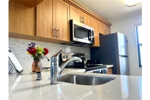 10101 Sunrise Lakes Blvd APT 303, Sunrise, FL 33322, Sold 05/29/25
