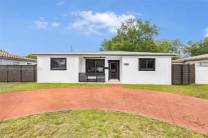 17001 NE 8th Pl, North Miami Beach, FL 33162, Sold 04/22/25