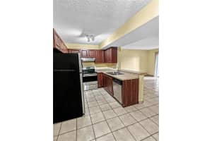 103 Palm Cir W, Pembroke Pines, FL 33025, Sold 08/20/25