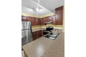 103 Palm Cir W, Pembroke Pines, FL 33025, Sold 08/20/25