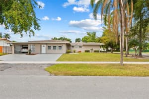 600 N 44th Ave, Hollywood, FL 33021, Sold 05/16/25