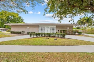 600 N 44th Ave, Hollywood, FL 33021, Sold 05/16/25