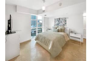 41 SE 5th St, Miami, FL 33131, Sold 08/15/25