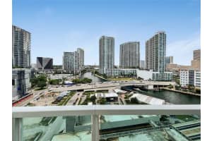 41 SE 5th St, Miami, FL 33131, Sold 08/15/25