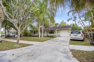 364 NW 17th Ct, Homestead, FL 33030, Sold 05/06/25