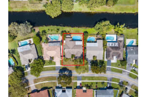 847 W Plantation Cir, Plantation, FL 33324, Sold 08/04/25