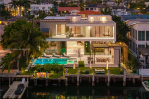 3260 NE 165th St, North Miami Beach, FL 33160, Sold 05/07/25