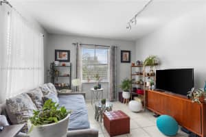 1308 Drexel Ave APT 312, Miami Beach, FL 33139, Sold 07/31/25