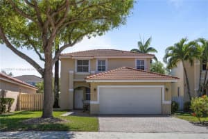 15160 SW 49th Ct, Davie, FL 33331, Sold 04/10/25