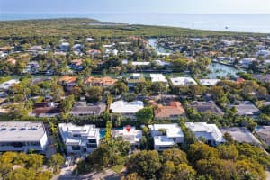 92 W Mashta Dr, Key Biscayne, FL 33149, Sold 09/12/25