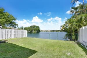 10961 Scarborough Dr, Davie, FL 33324, Sold 04/14/25