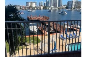 400 Golden Isles Dr APT 14, Hallandale Beach, FL 33009, Sold 08/15/25