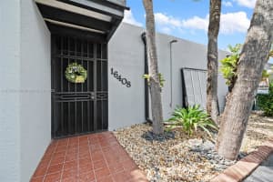 16408 Bridge End Rd, Hialeah, FL 33014, Sold 08/22/25
