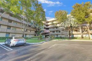 901 Colony Point Cir APT 511, Pembroke Pines, FL 33026, - MLS#A11755599