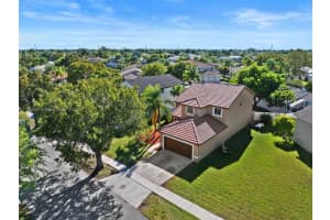 934 SW 176th Terrace, Pembroke Pines, FL 33029, Sold 04/29/25