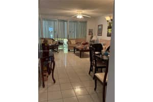 18555 Ne 14th Ave 502-b, Miami