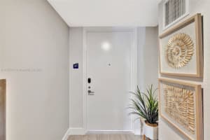 612 Bayshore Dr Unit 301, Fort Lauderdale, FL 33304, - MLS#A11755717