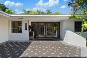 8234 Sw 60th Ct South Miami, FL 33143 - MLS#A11755731