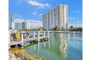 400 Kings Point Dr APT 801, Sunny Isles Beach, FL 33160, Sold 08/01/25