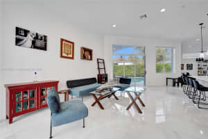 2757 Oakbrook Ln, Weston, FL 33332, Sold 06/10/25