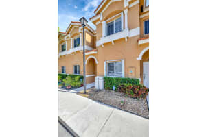 6006 Woodlands Blvd, Tamarac, FL 33319, Sold 06/10/25