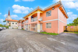 601 E 1st Ave APT 202, Hialeah, FL 33010, Sold 04/15/25