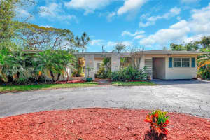 5640 SW 3rd St, Plantation, FL 33317, Sold 04/08/25