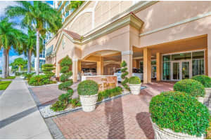 17555 Atlantic Blvd APT 606, Sunny Isles Beach, FL 33160, - MLS#A11756357