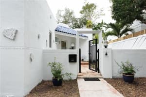 2460 Abaco Ave, Coconut Grove, FL 33133, Sold 04/15/25