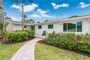 15740 SW 75th Ave, Palmetto Bay, FL 33157, Sold 05/21/25