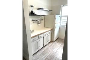 821 Jefferson Ave APT 4, Miami Beach, FL 33139, - MLS#A11756439