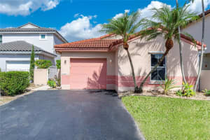18489 NW 22nd St, Pembroke Pines, FL 33029, Sold 05/05/25