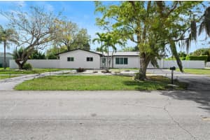 10880 SW 120th St, Miami, FL 33176, Sold 04/07/25