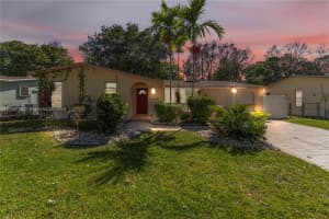 10500 NW 2nd Ct, Plantation, FL 33324, Sold 06/18/25