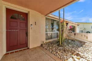 10500 NW 2nd Ct, Plantation, FL 33324, Sold 06/18/25