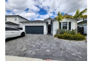 12735 Sw 211th St, Miami