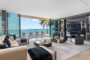 825 E Dilido Dr Miami, FL 33139 - Off Market