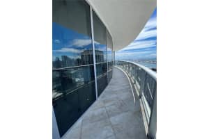 488 Ne 18th St 5000, Miami