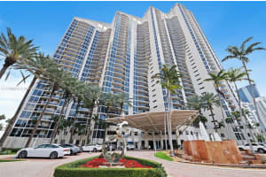 17555 Collins Ave 1607, Sunny Isles Beach