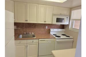 3522 Ne 171st St 303 North Miami Beach, FL 33160 - Off Market