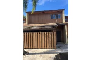 4263 S Pine Island Rd, Davie